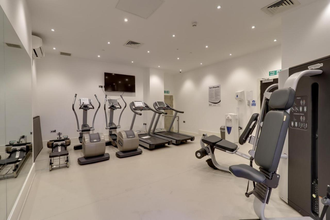 La Casa Suites Slough Bagian luar foto